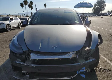 2024 Tesla Model Y from USA, damaged, VIN 7SAYGAEE4RF125173